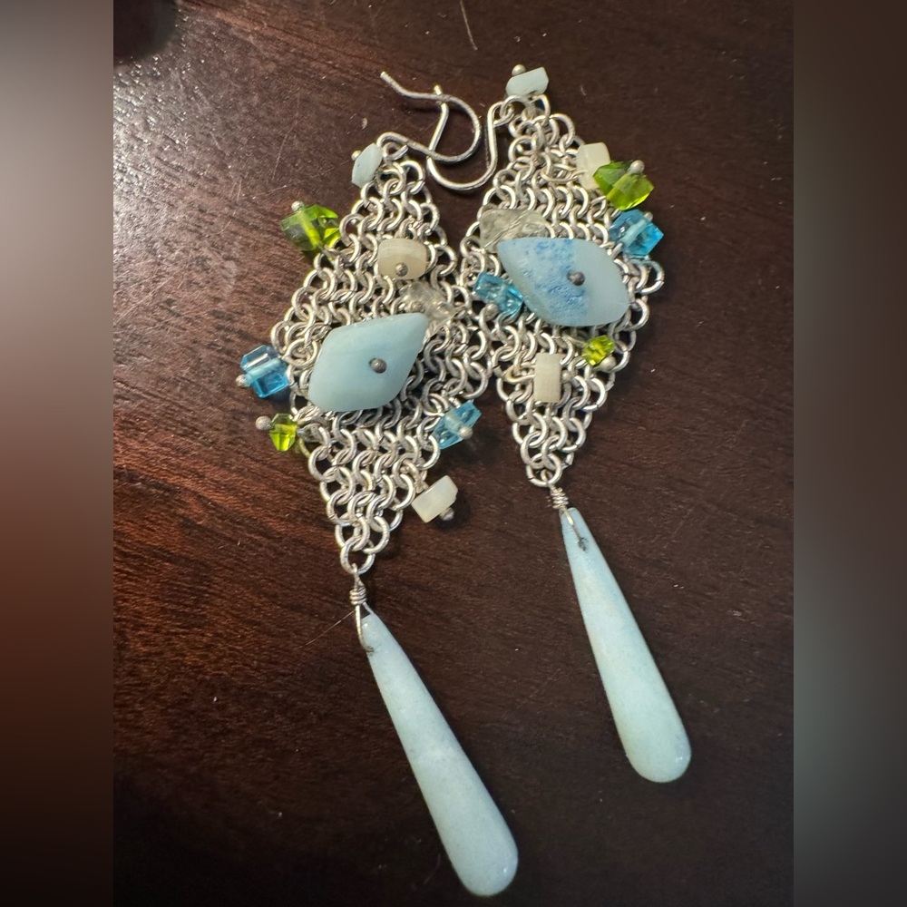 Liz Palacios Silver Tone Mesh And Colored Gems Swarovski
Chandelier Earrings - Picture 3 of 10